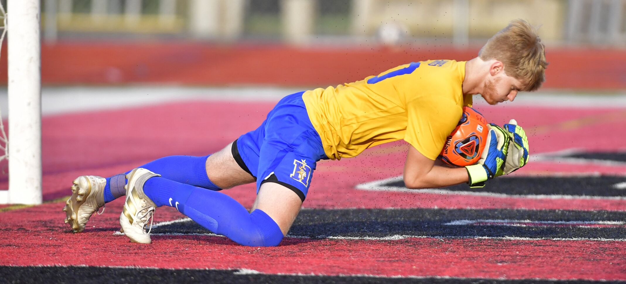 Francis Howell at Fort Zumwalt South boys soccer